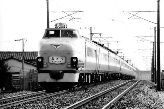 クハ 481-116 番号板掘り字 クハ481形1100番代（旧サロ481形1000番代）